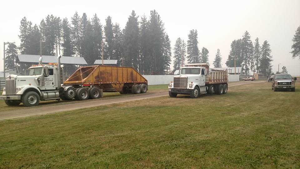 Dump truck and belly dump equipment